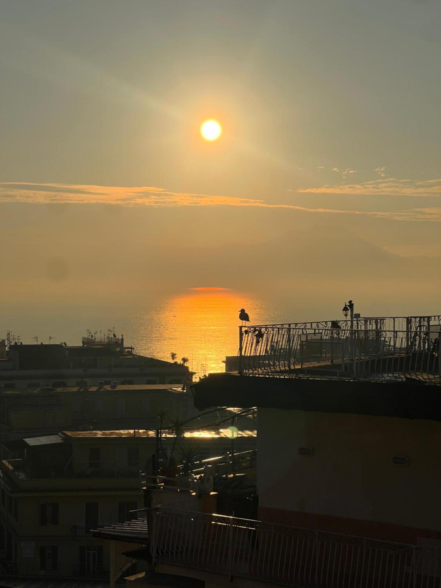 Gennarino Apartments - Panorama Suite With Balcony And Urban Loft Naples Exterior photo