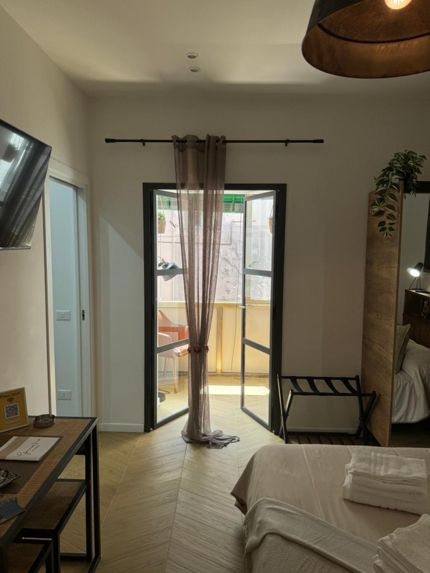 Gennarino Apartments - Panorama Suite With Balcony And Urban Loft Naples Exterior photo