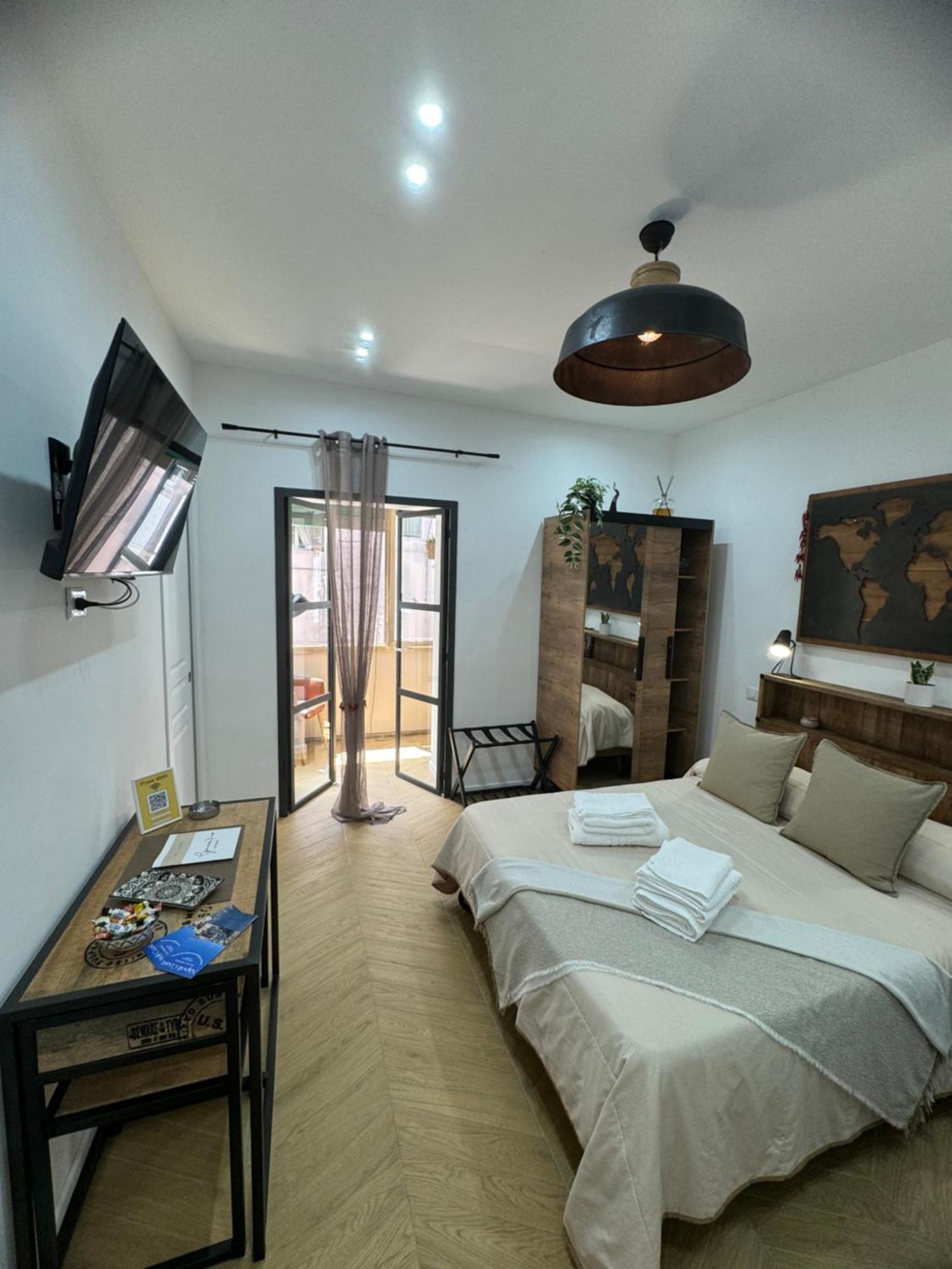 Gennarino Apartments - Panorama Suite With Balcony And Urban Loft Naples Exterior photo